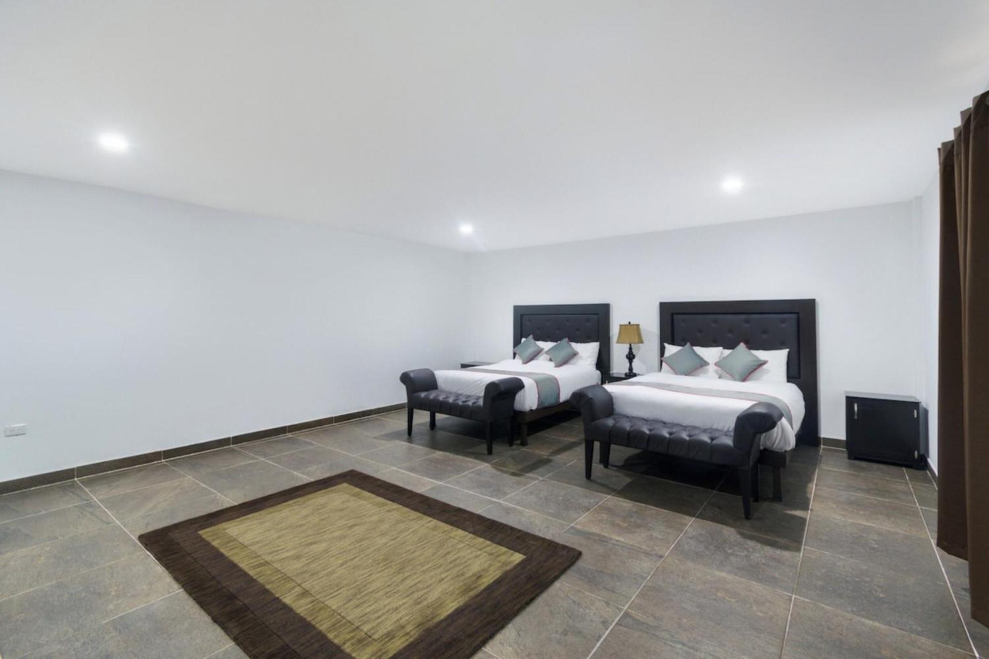 Collection O Hotel Nueva Escocia, بويبلا المظهر الخارجي الصورة