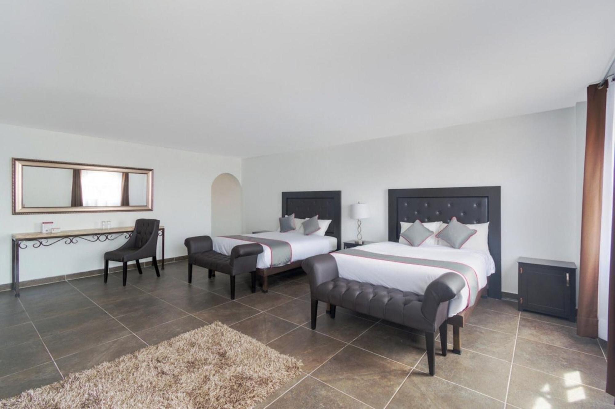 Collection O Hotel Nueva Escocia, بويبلا المظهر الخارجي الصورة