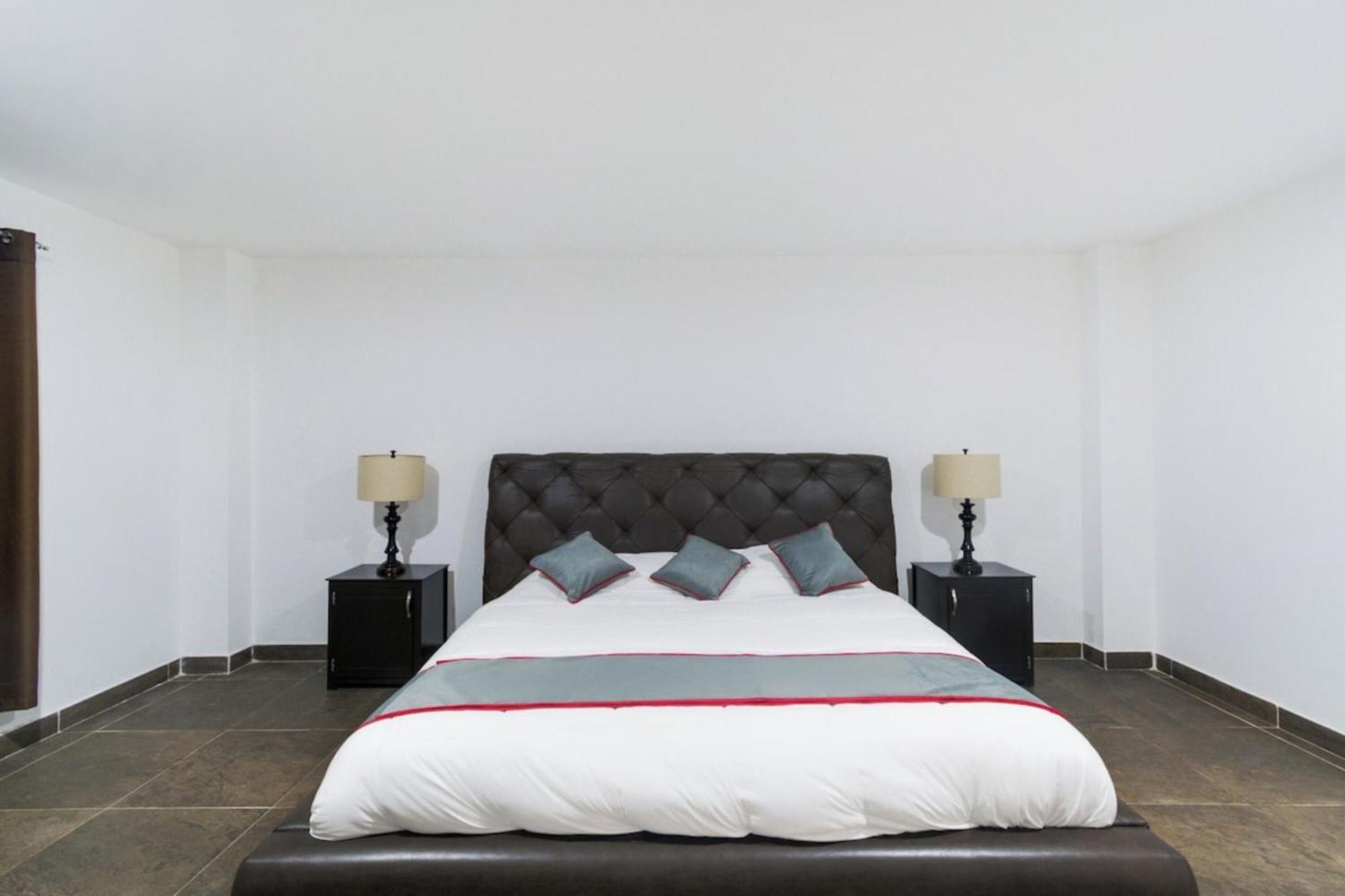 Collection O Hotel Nueva Escocia, بويبلا المظهر الخارجي الصورة