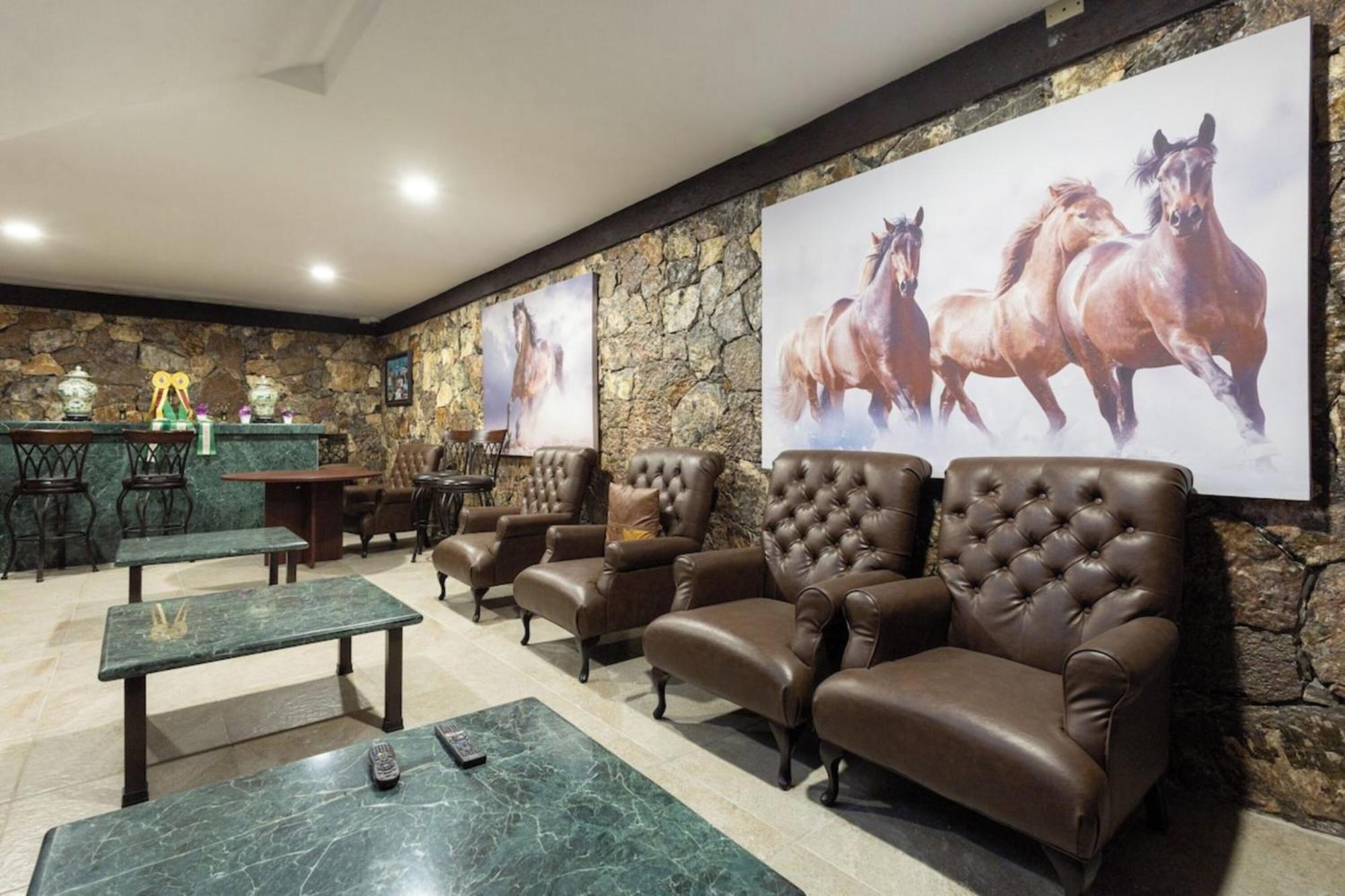 Collection O Hotel Nueva Escocia, بويبلا المظهر الخارجي الصورة